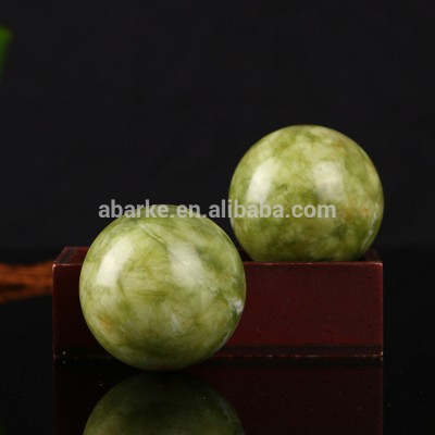 Natural jade handbal ball old hands to hold the ball to loosen the ball